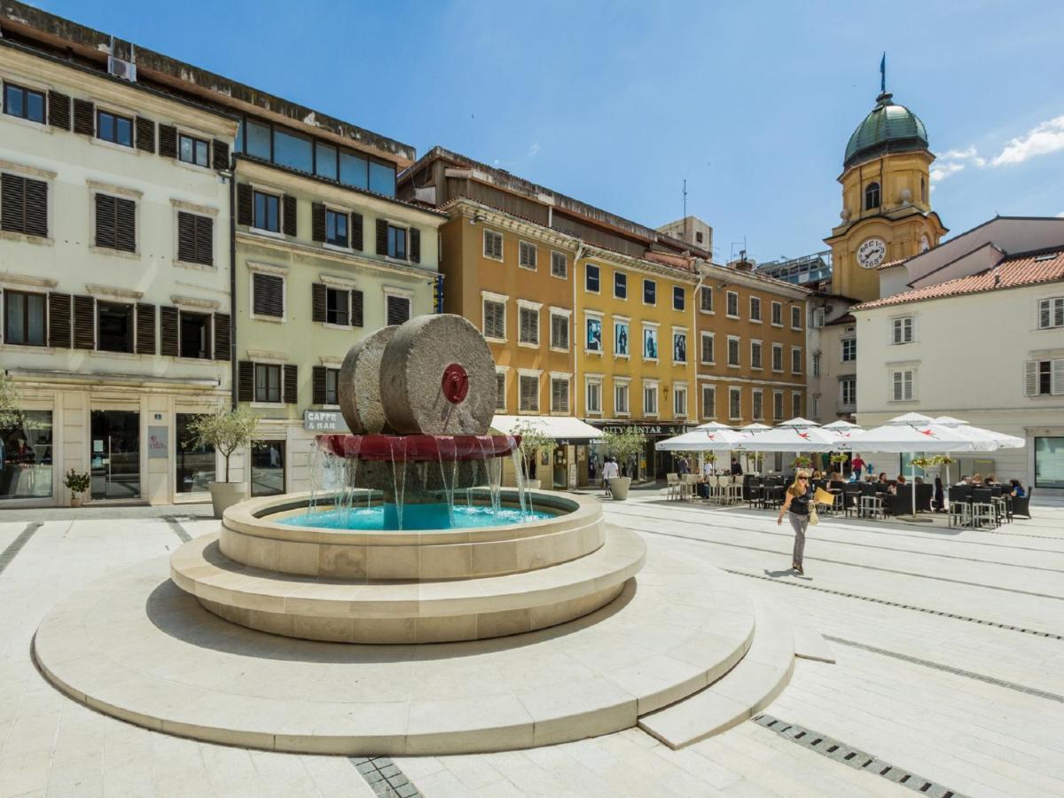 La Guardia Apartment With Free Private Parking Rijeka Exterior photo